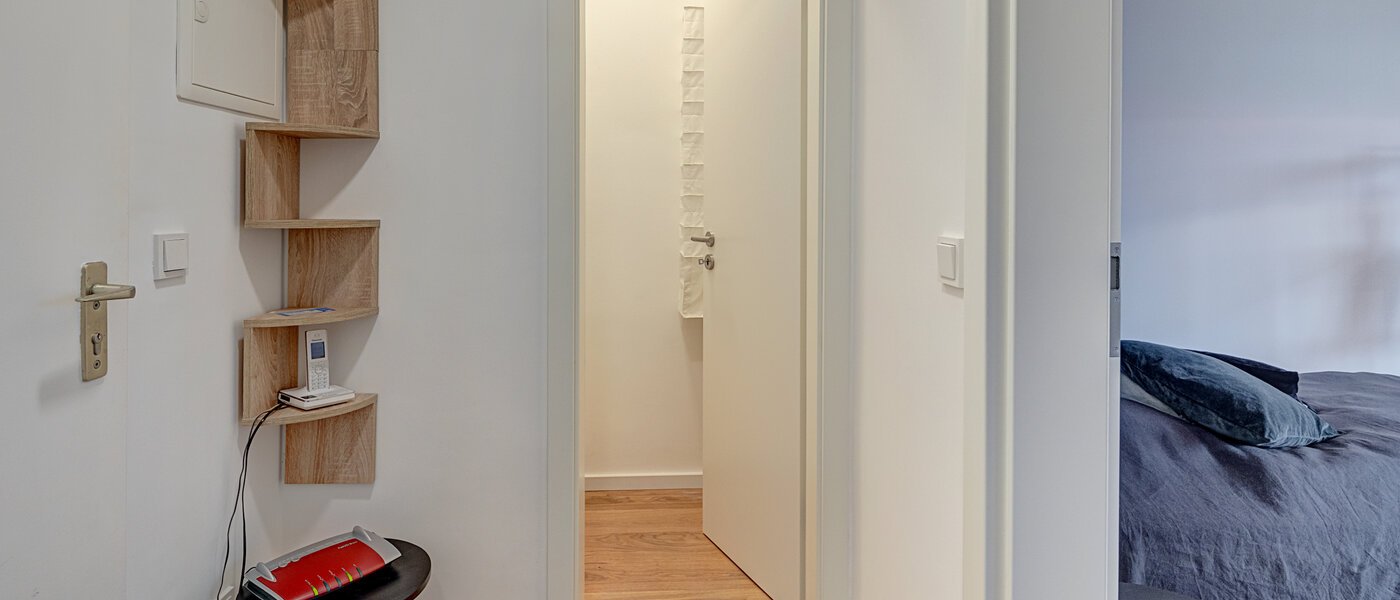 Ravna stran München Untergiesing 01 Koridor/hodnik 11816