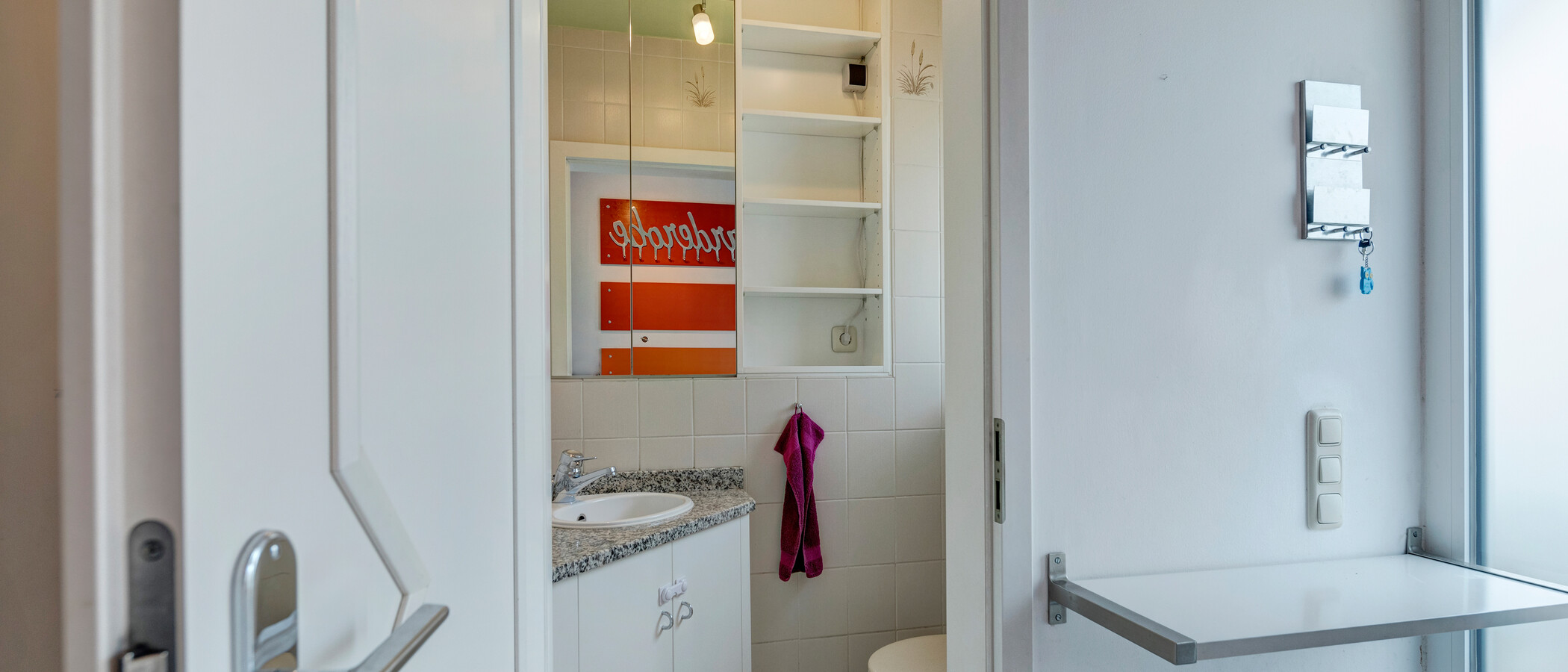 Центральний будинок з терасою München Moosach 02 Гостьовий туалет 11852