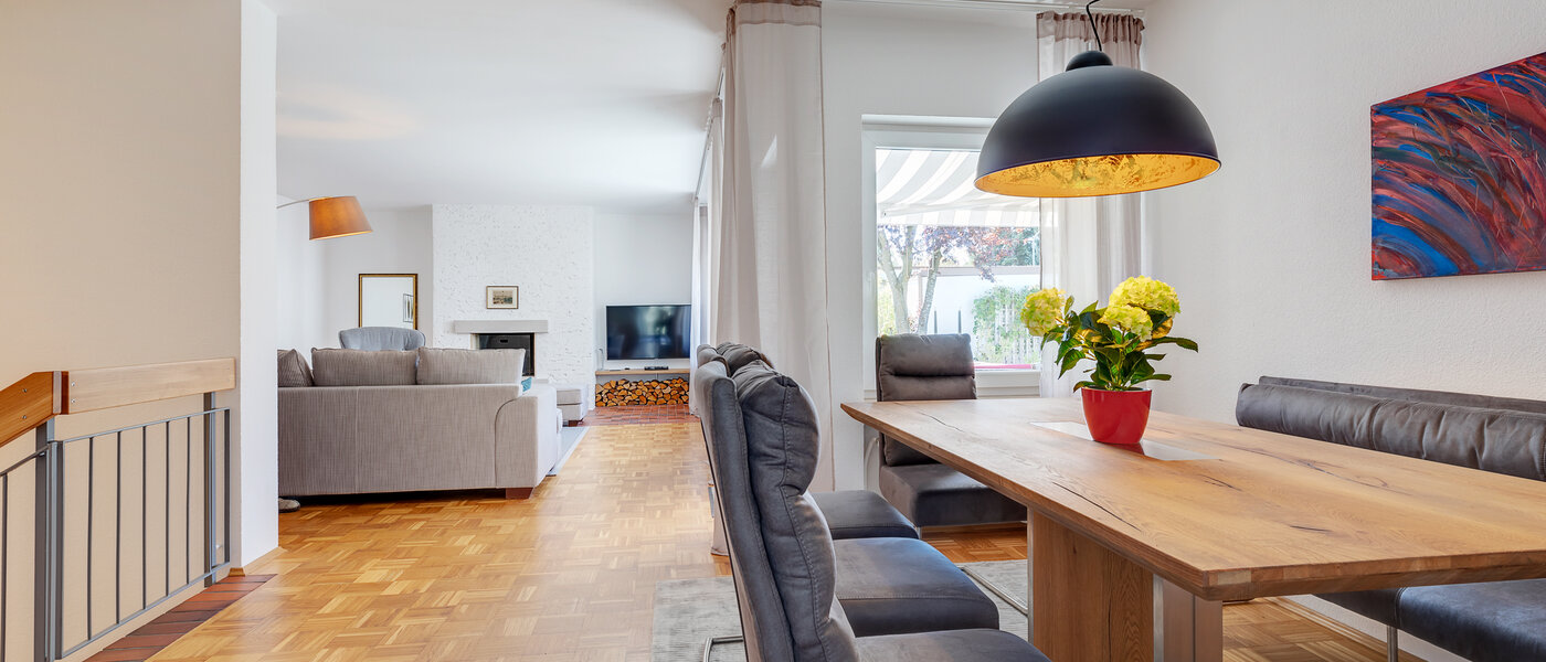 Bungalov Germering 02 Jedálenský kút 11857