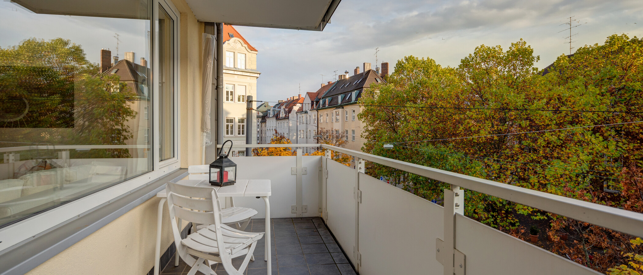 Lapos München Schwabing (links der Leopoldstraße) 01 Erkély 11895