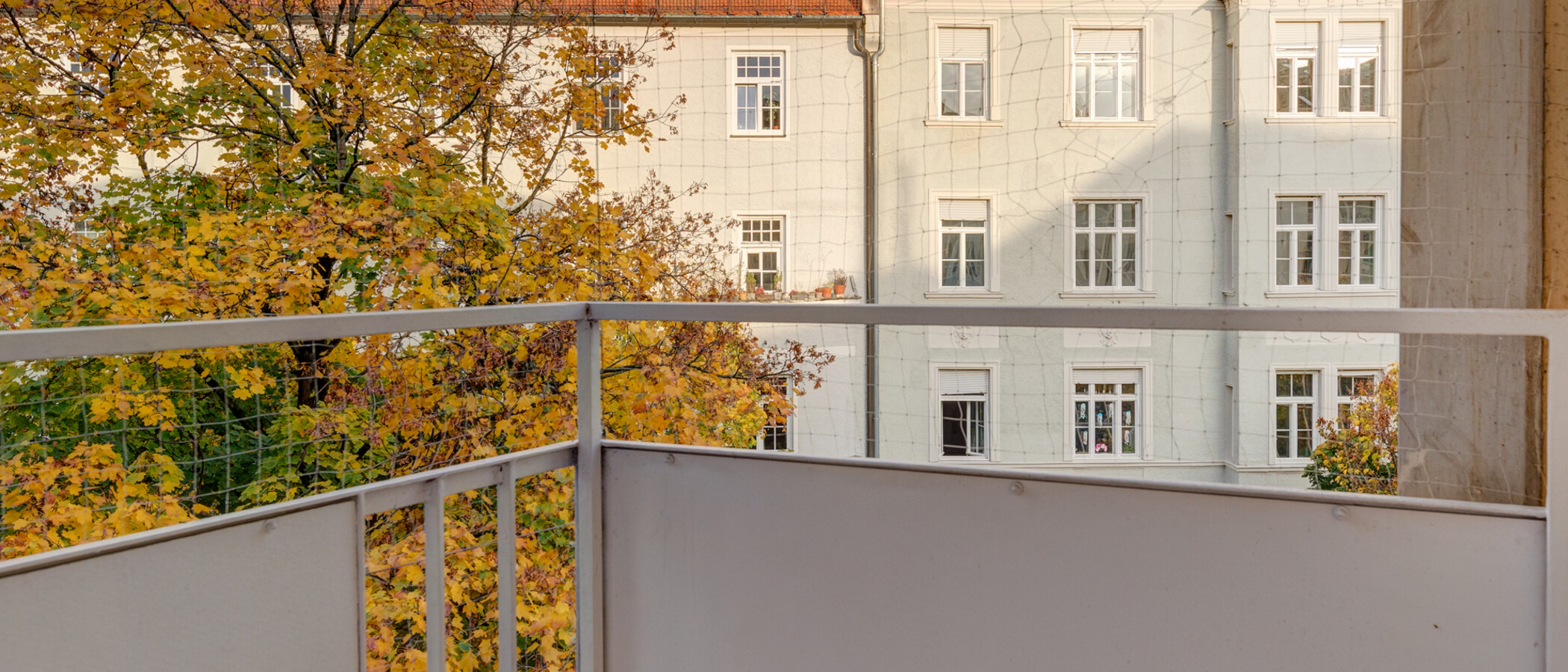 Lapos München Schwabing (links der Leopoldstraße) 01 2. erkély 11895