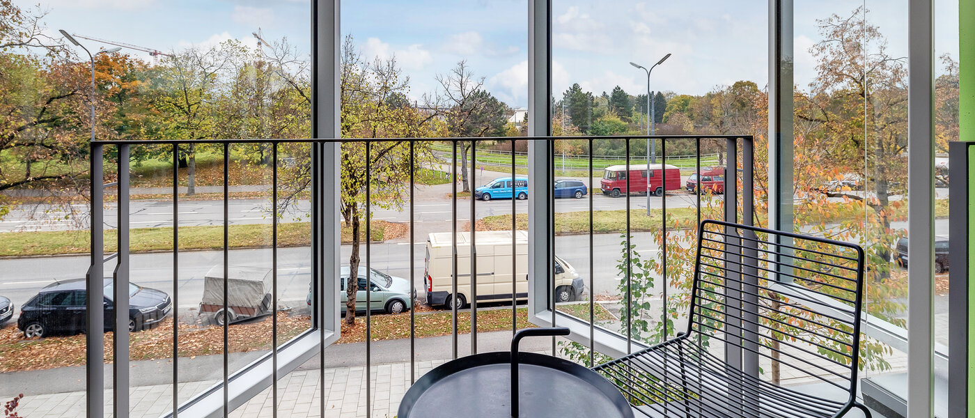 Ravna stran München Schwabing-West (rund um den Hohenzollernplatz) 02 Loggia 11899