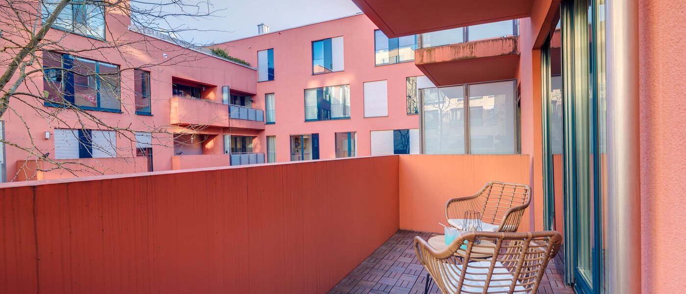 Plat München Schwabing (rechts der Leopoldstraße) 02 Balcon 11920