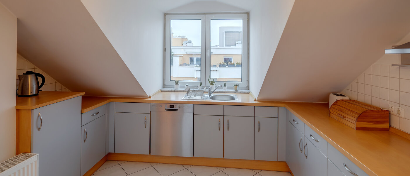 Flat München Milbertshofen 04 Kjøkken 11984