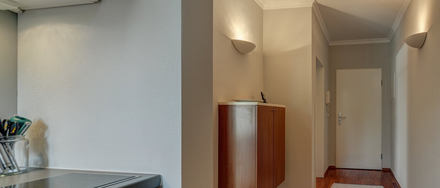 Zolder flat München Oberföhring 01 Gang/hal 1205