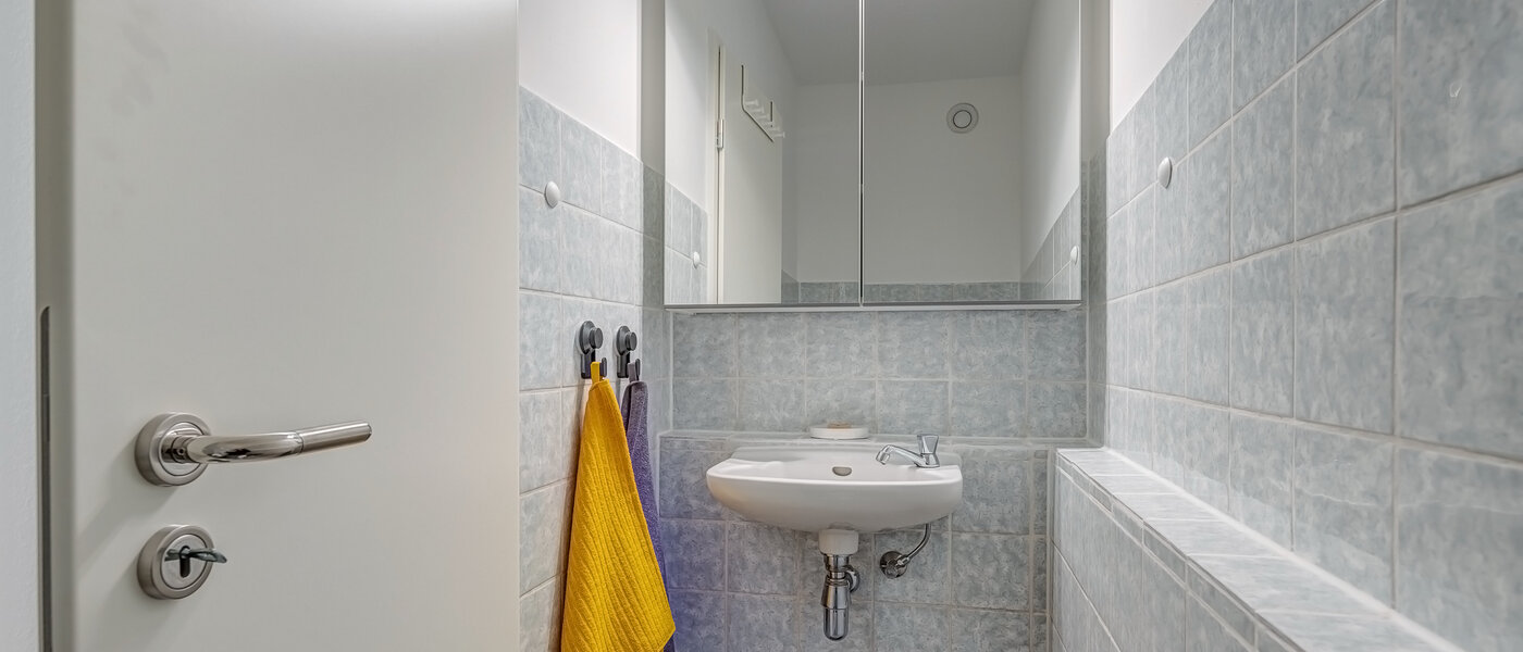 Lapos München Neuhausen 01 Vendég WC 12163