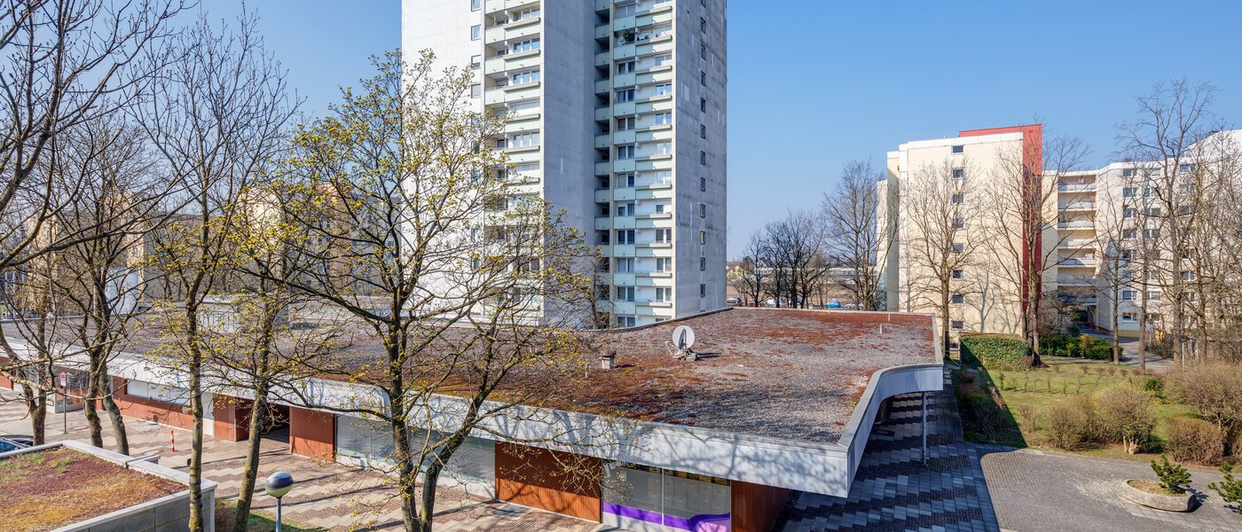 Ravna stran München Feldmoching 02 Oglejte si 12193