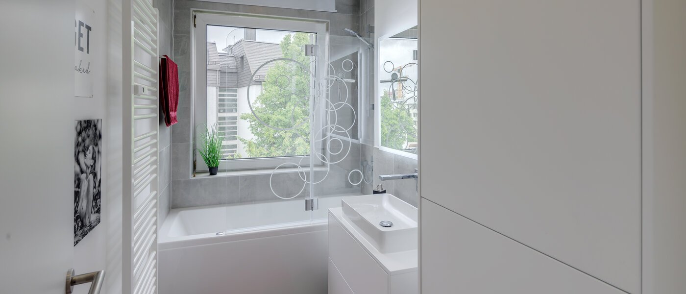 Flat München Westpark 01 Baderom 12215