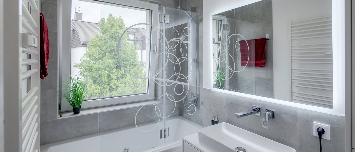 Flat München Westpark 03 Baderom 12215