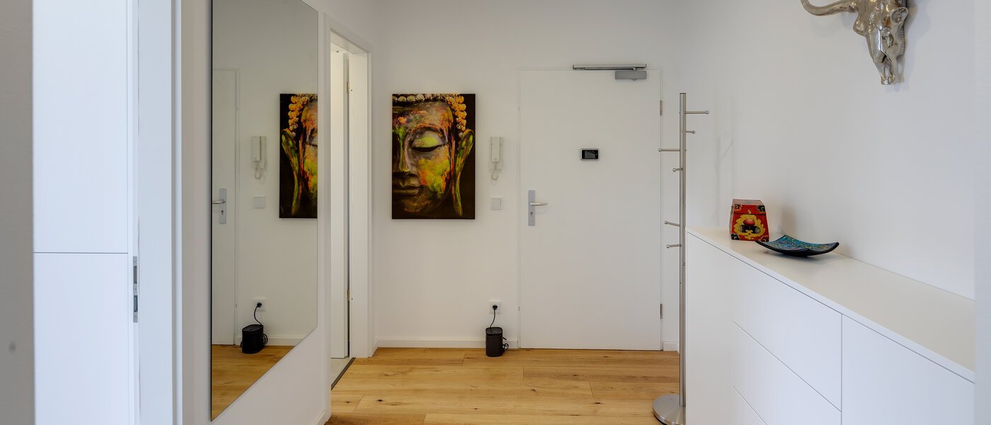 Flat München Westpark 03 Korridor/gang 12215