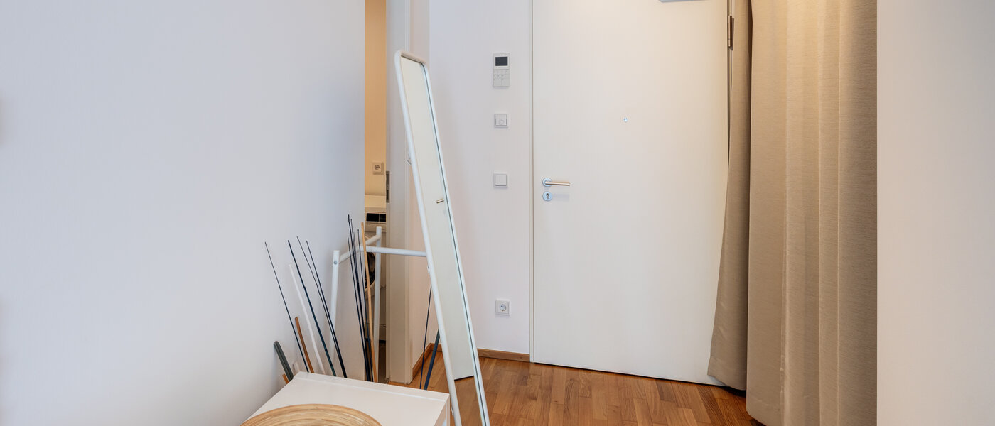 Düz München Moosach 01 Koridor/koridor geçidi 12221