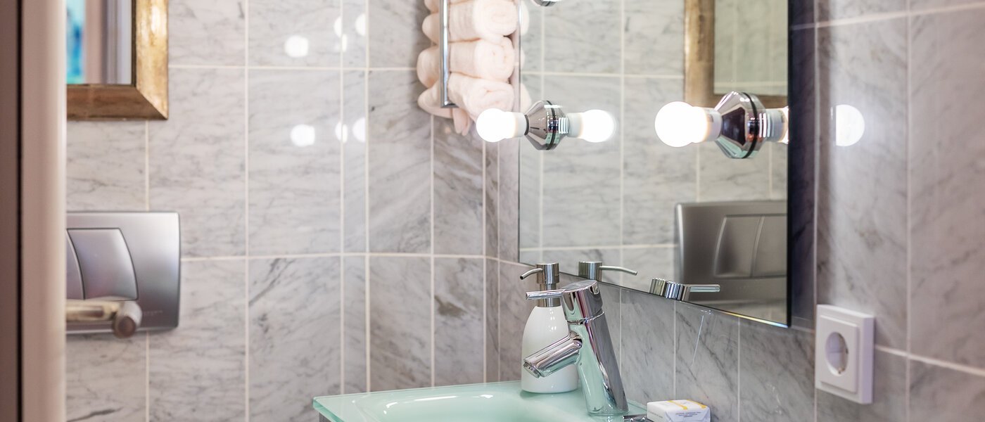 Düz München Herzogpark 02 Misafir WC 12265