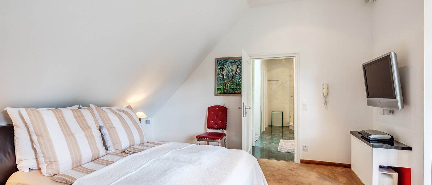 Düz München Herzogpark 01 1. yatak odası 12265