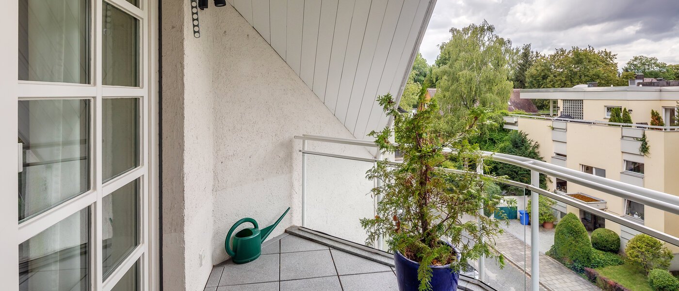 Düz München Herzogpark 02 2. balkon 12265
