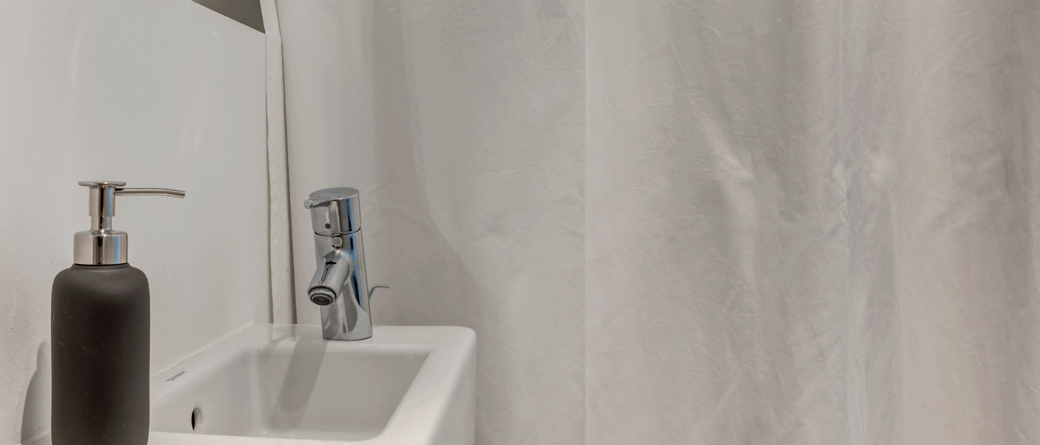 Lapos München Schwabing-West 02 Vendég WC 12272