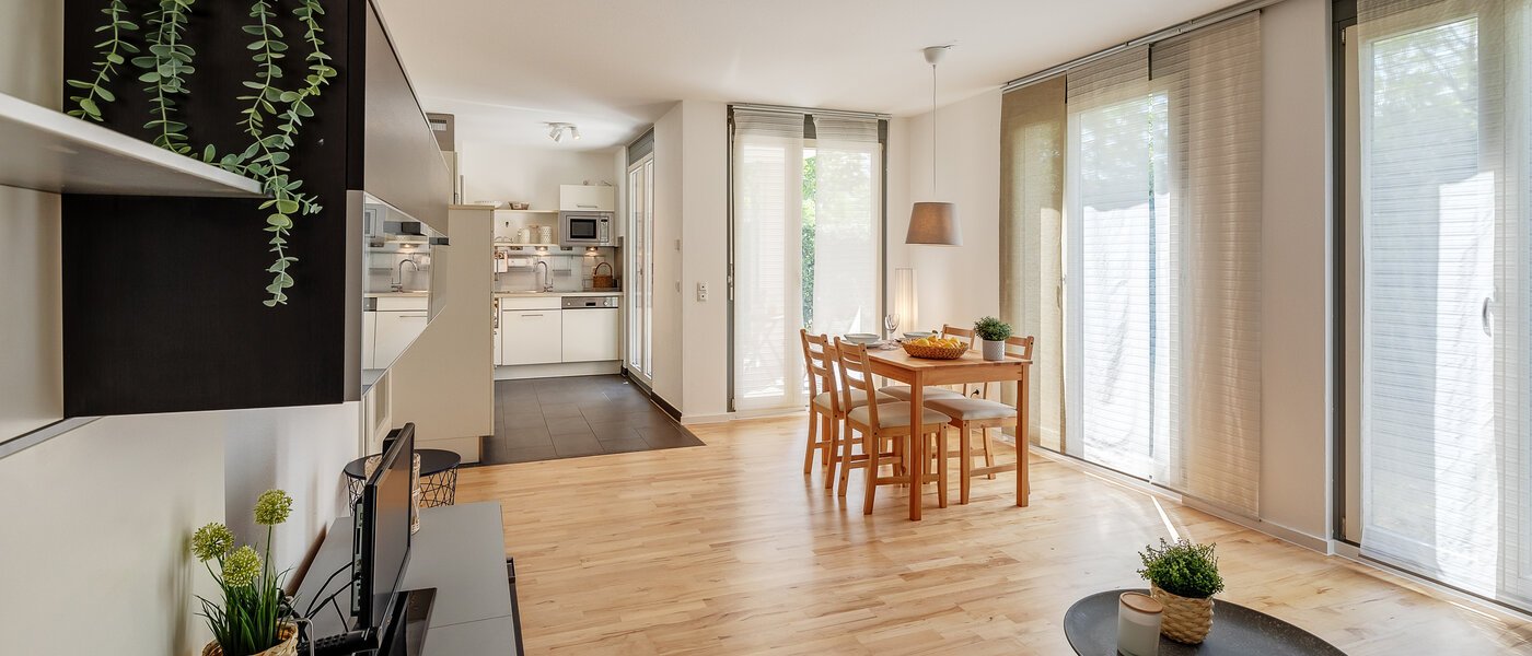 Tuin appartement München Messestadt Riem 02 Leefruimte 12287