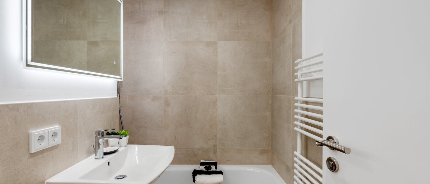 Maisonette daire München Moosach 01 Banyo 12293