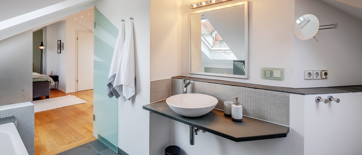 Apartamento maisonette München Maxvorstadt 02 1ª casa de banho 12304