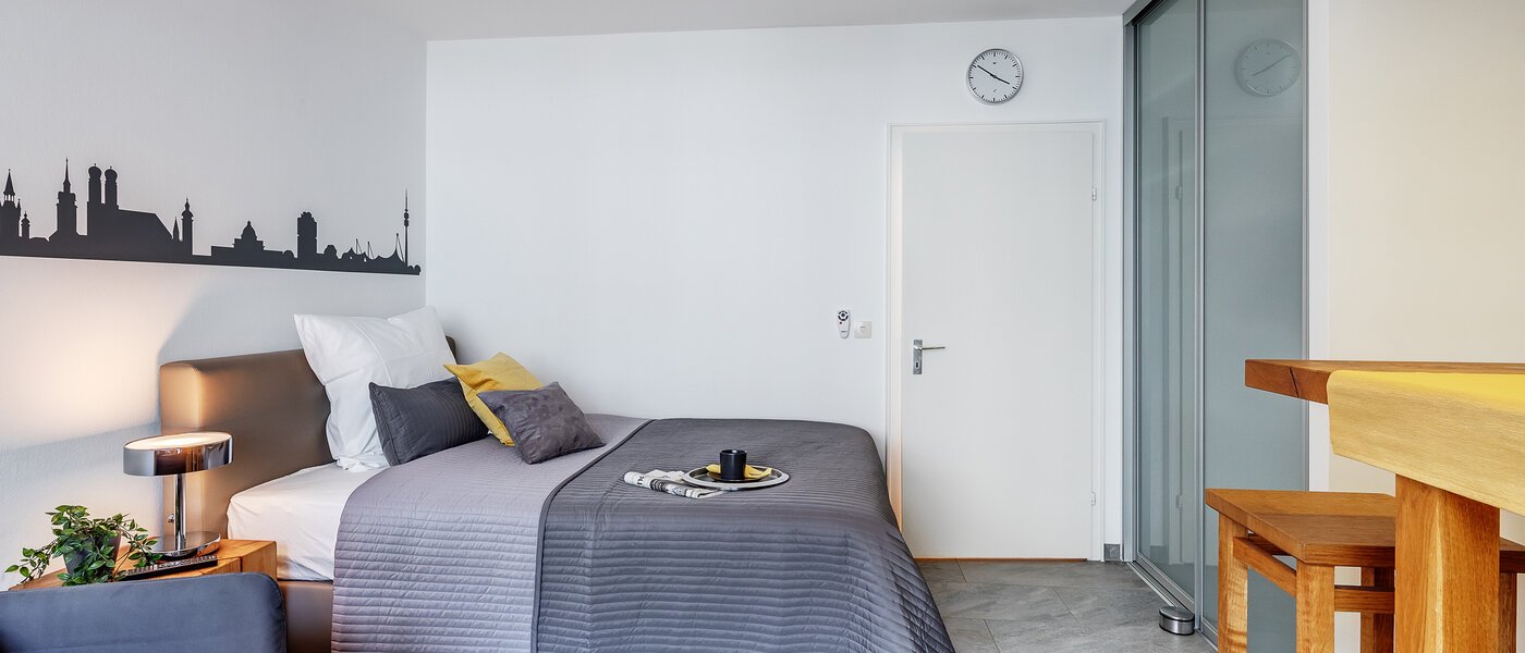 플랫 München Maxvorstadt 04 거실 공간 12325