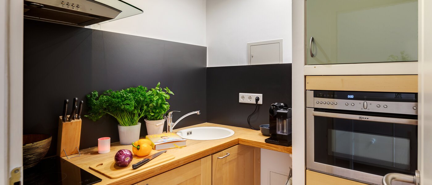 Tetőtéri lakás München Obergiesing 01 Konyha 12328