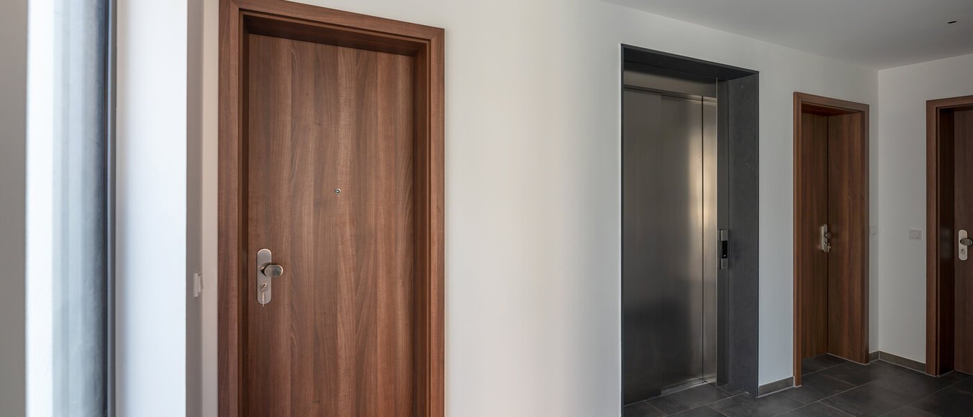 Плоский München Pasing 02 Сходи 12344