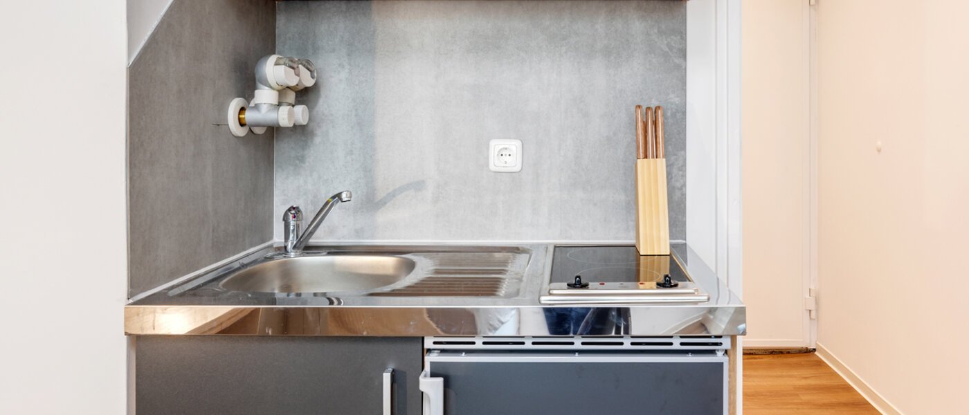 Lapos München Maxvorstadt - Universitätsviertel 01 Konyha 12374