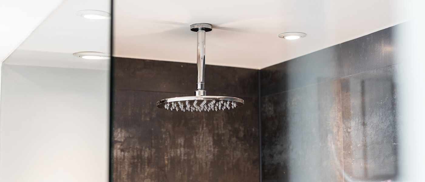 Tuin appartement München Schwabing (rechts der Leopoldstraße) 02 Badkamer 12380