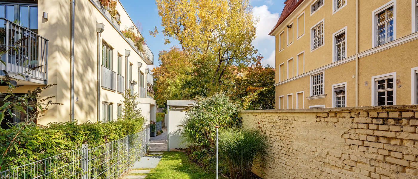Tuin appartement München Schwabing (rechts der Leopoldstraße) 02 Binnenplaats 12380