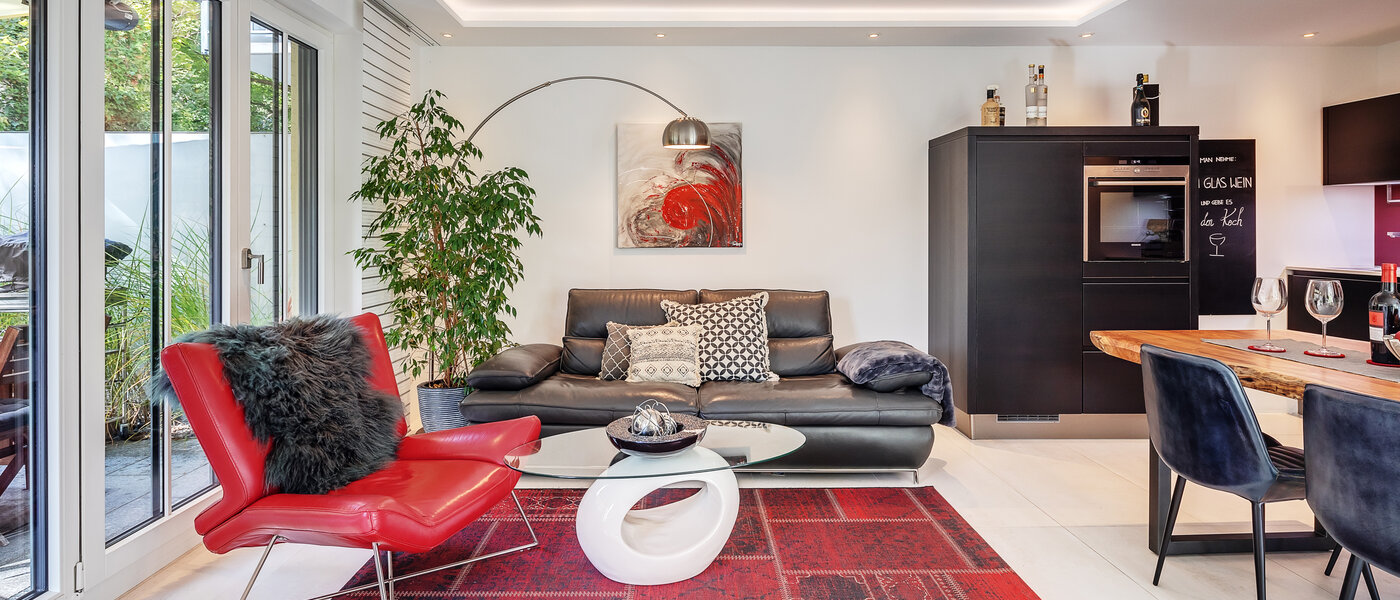 Tuin appartement München Schwabing (rechts der Leopoldstraße) 02 Leefruimte 12380