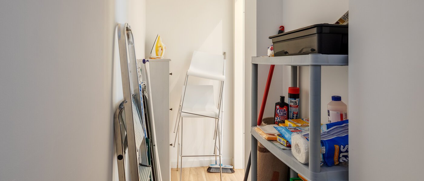 Ravna stran München Bogenhausen 01 Skladišče 12389