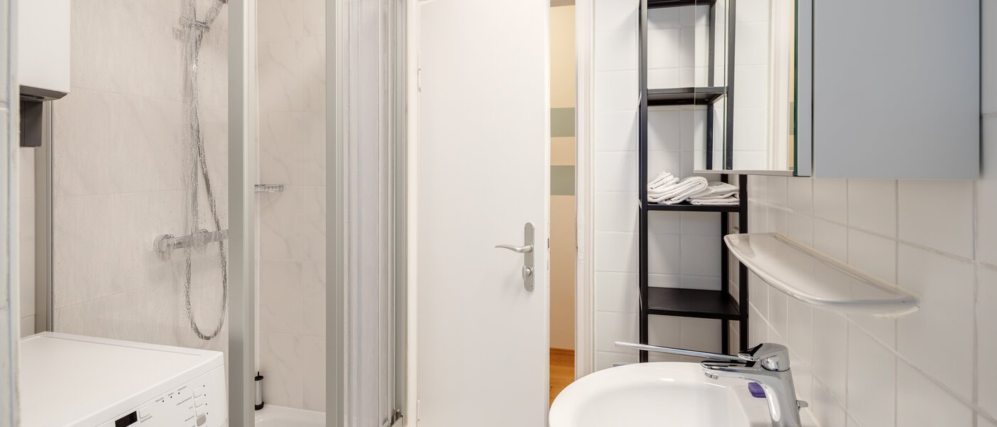 Ploché München Neuhausen 01 Kúpeľňa 12413