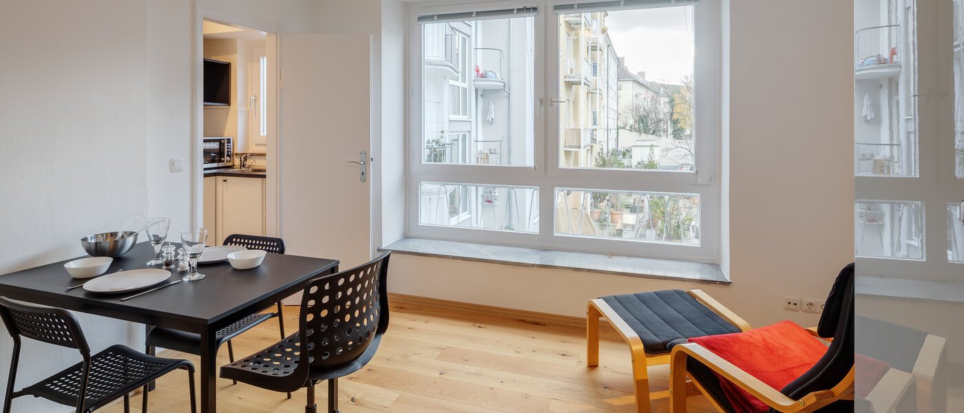 Ploché München Neuhausen 02 Obývacia časť 12413