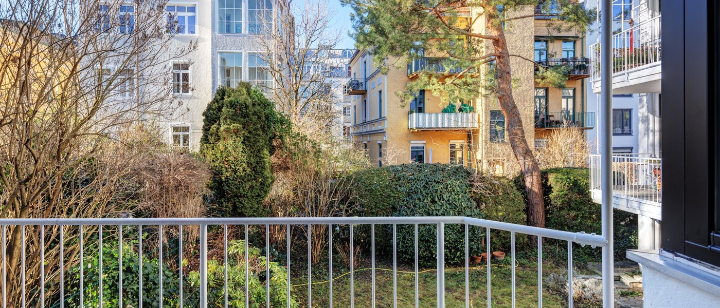 Płaski München Schwabing 02 Balkon 12436