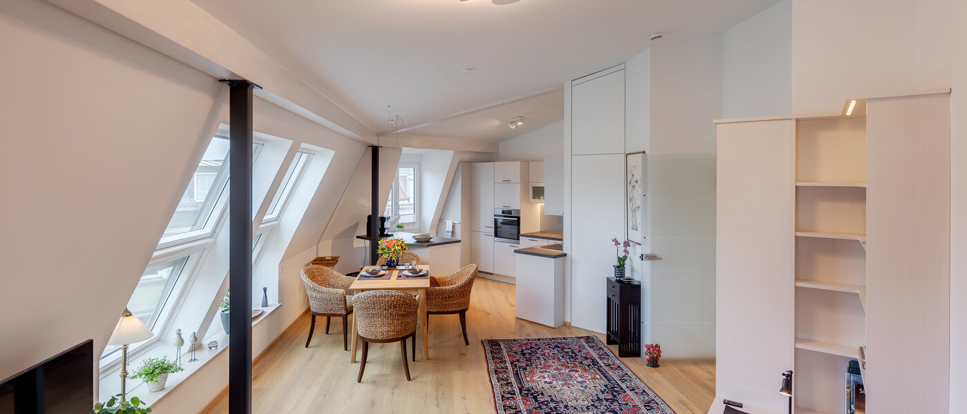 Tetőtéri lakás München Au 01 Nappali 12452