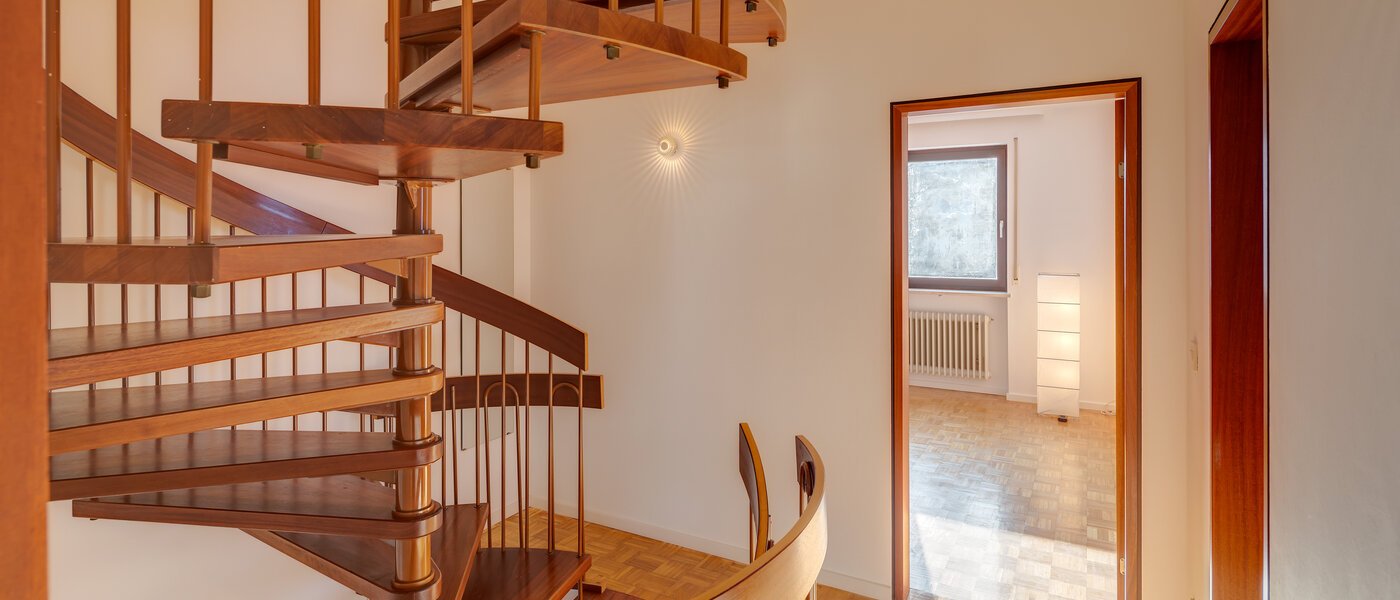 Кутовий будинок з терасою München Obersendling 02 Коридор/передпокій 12456