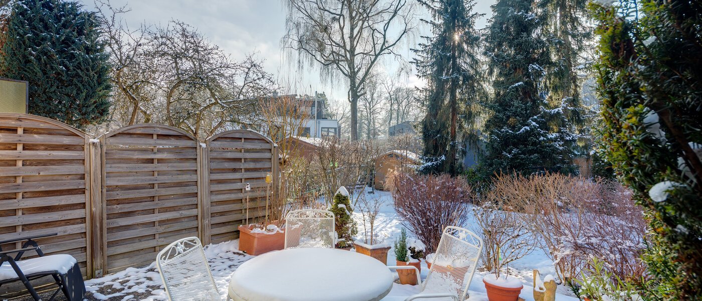 Кутовий будинок з терасою München Obersendling 03 Тераса 12456