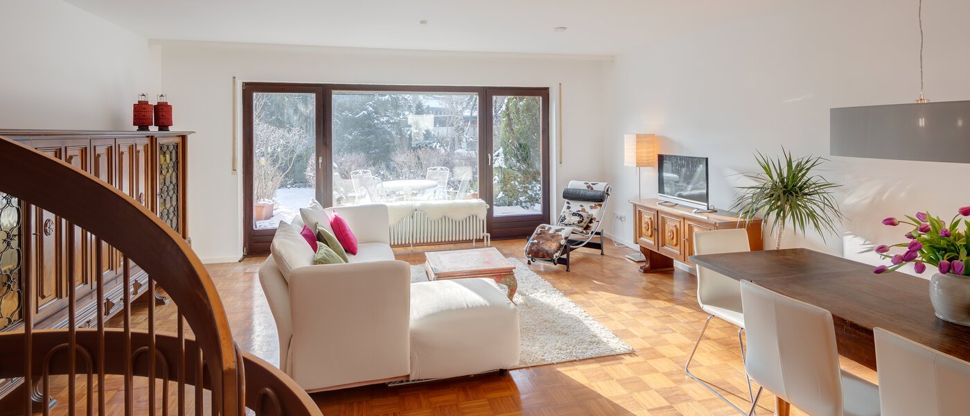 Кутовий будинок з терасою München Obersendling 02 Житлова зона 12456