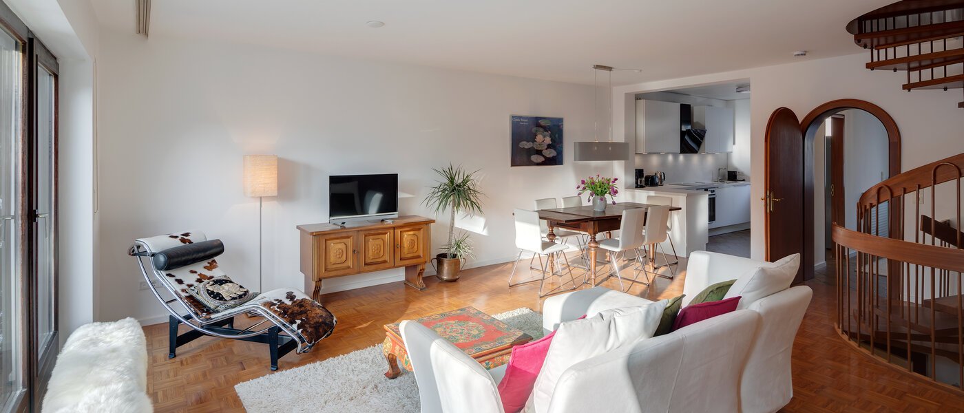 Кутовий будинок з терасою München Obersendling 03 Житлова зона 12456