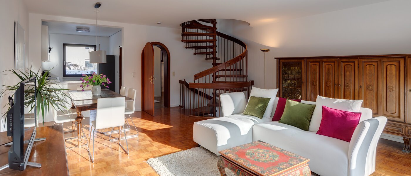 Кутовий будинок з терасою München Obersendling 04 Житлова зона 12456