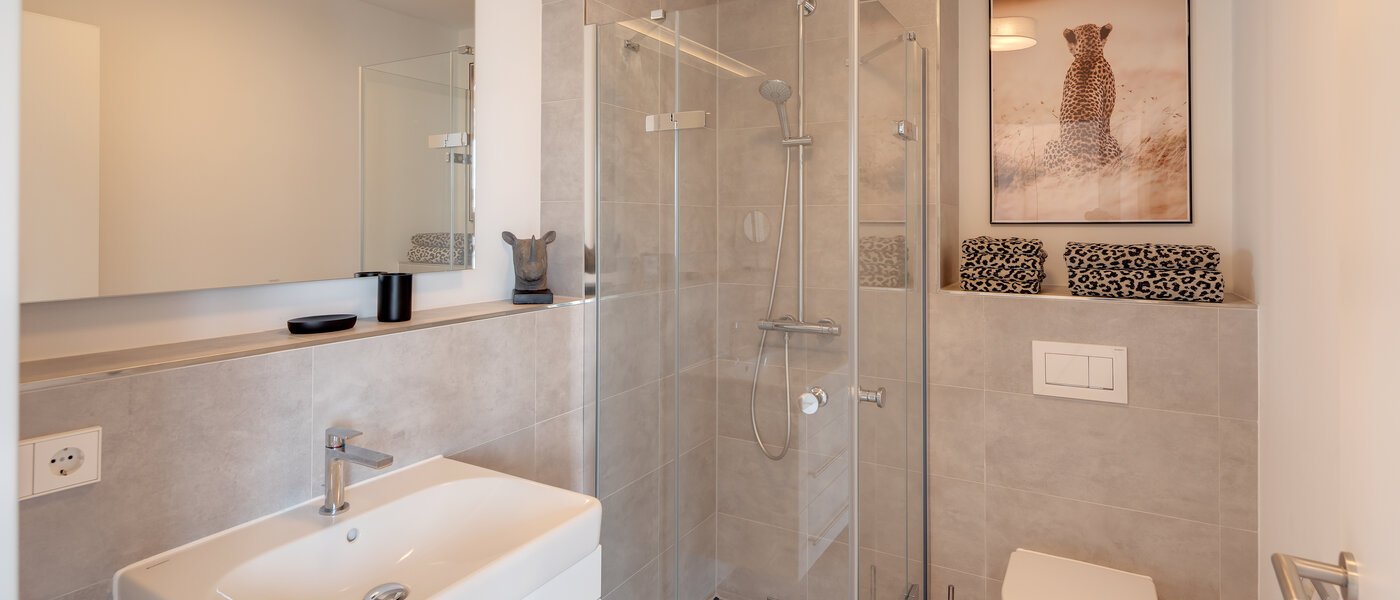 Ravna stran München Au 01 Kopalnica 12459