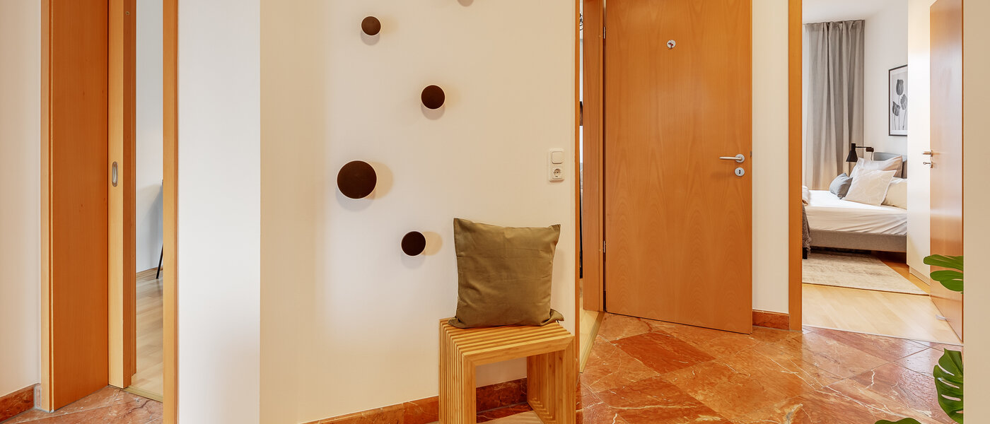 Plat München Westpark 04 Gang/hal 12461