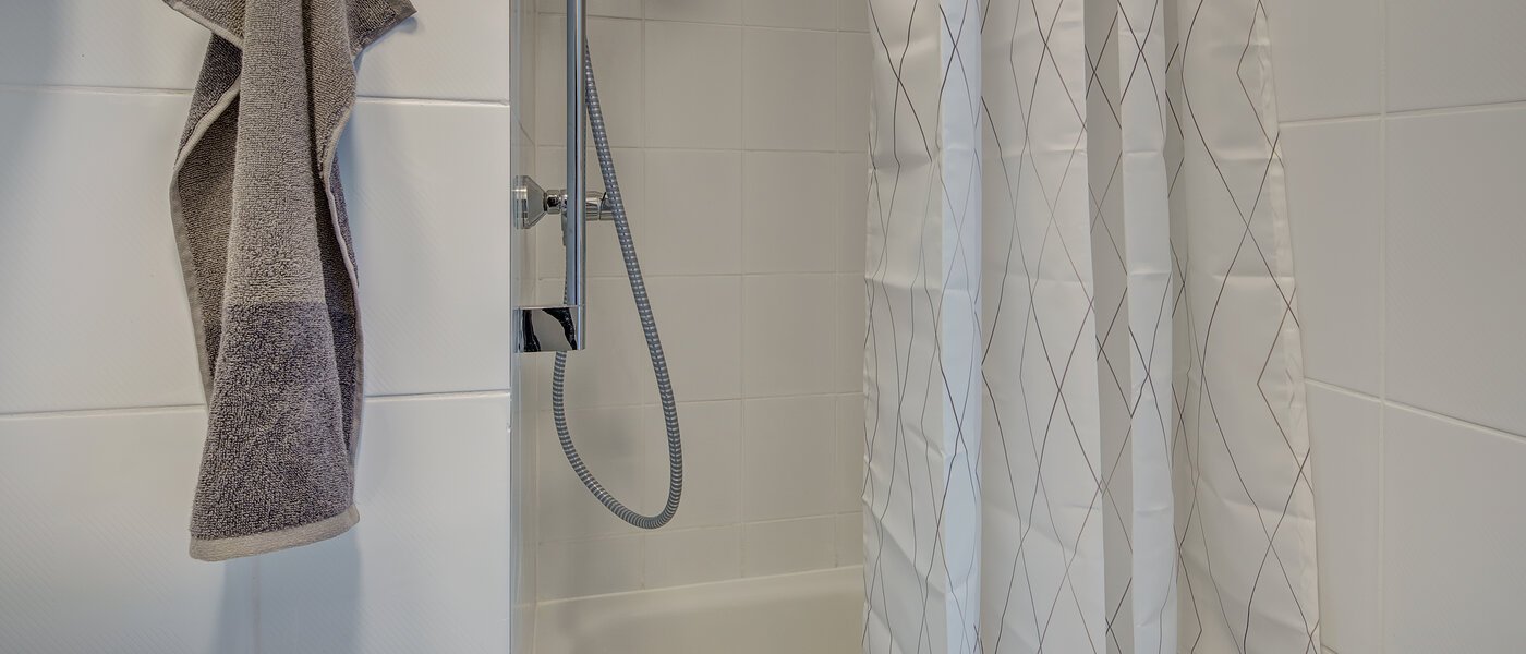 Flat München Isarvorstadt 01 Baderom 12468