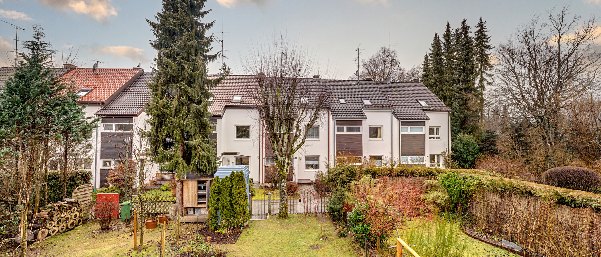 Dom szeregowy w centrum Baldham Vaterstetten 01 Widok 12473