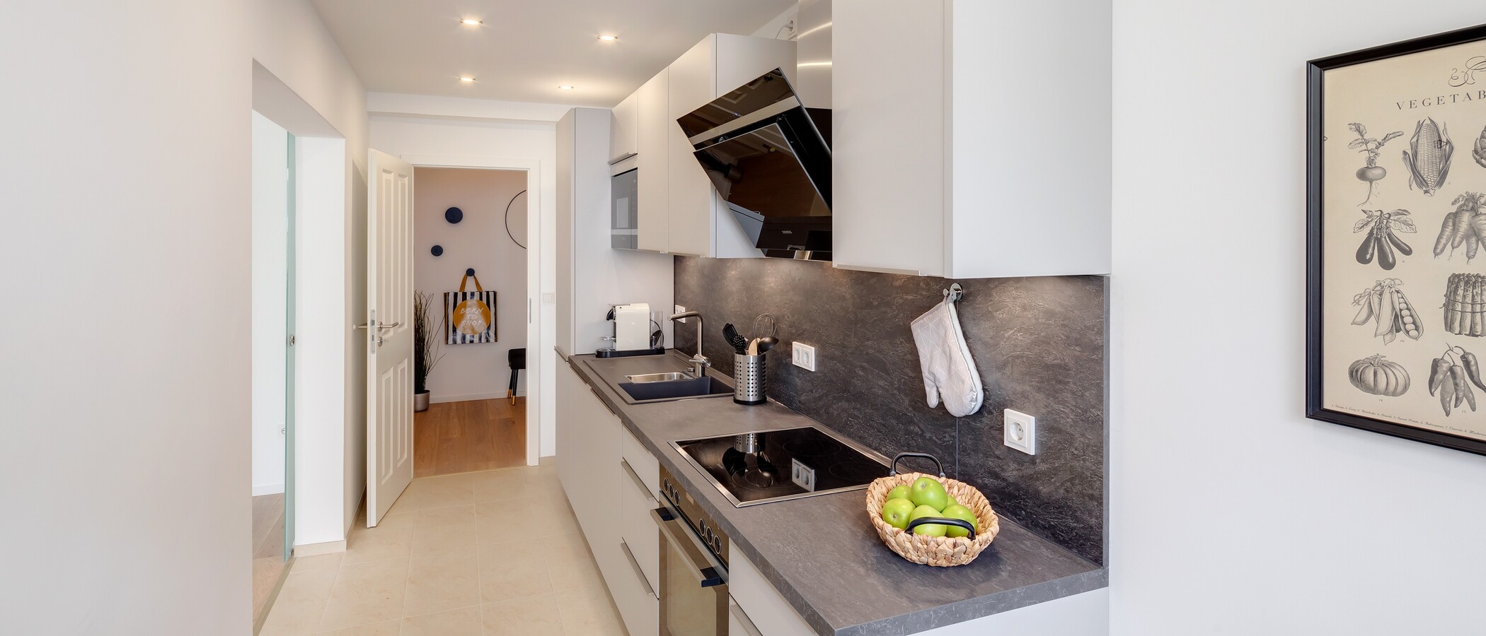 Ploché München Sendling 05 Kuchyně 12477