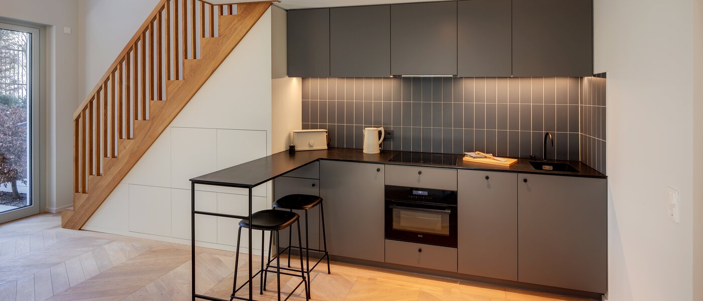 Maisonette galéria lakás München Herzogpark 01 Konyha 12522