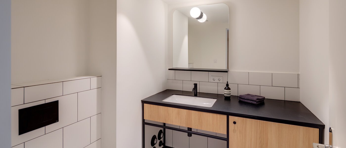 Maisonette galéria lakás München Herzogpark 01 Vendég WC 12522