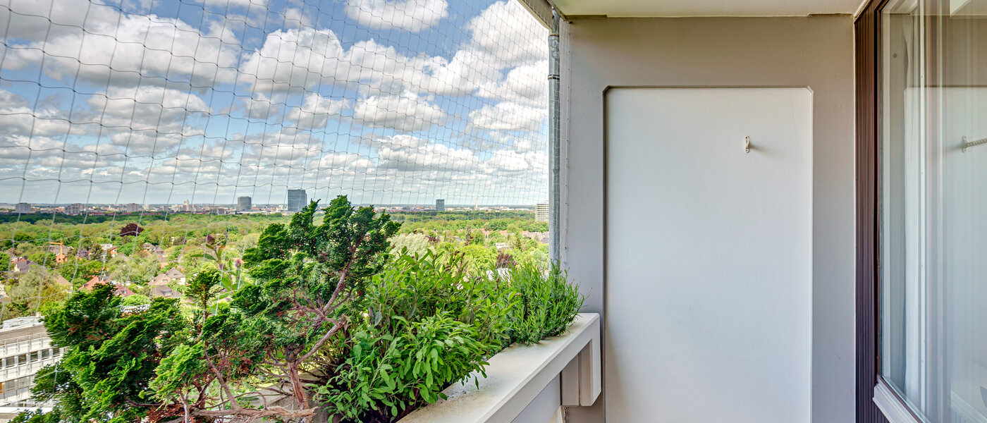 Ravna stran München Arabellapark 02 2. balkon 12568