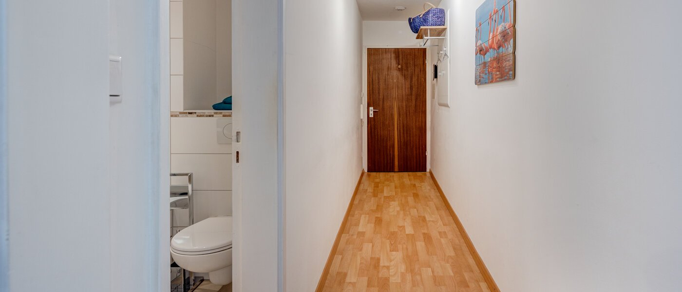 Ravna stran München Obermenzing 02 Koridor/hodnik 12573