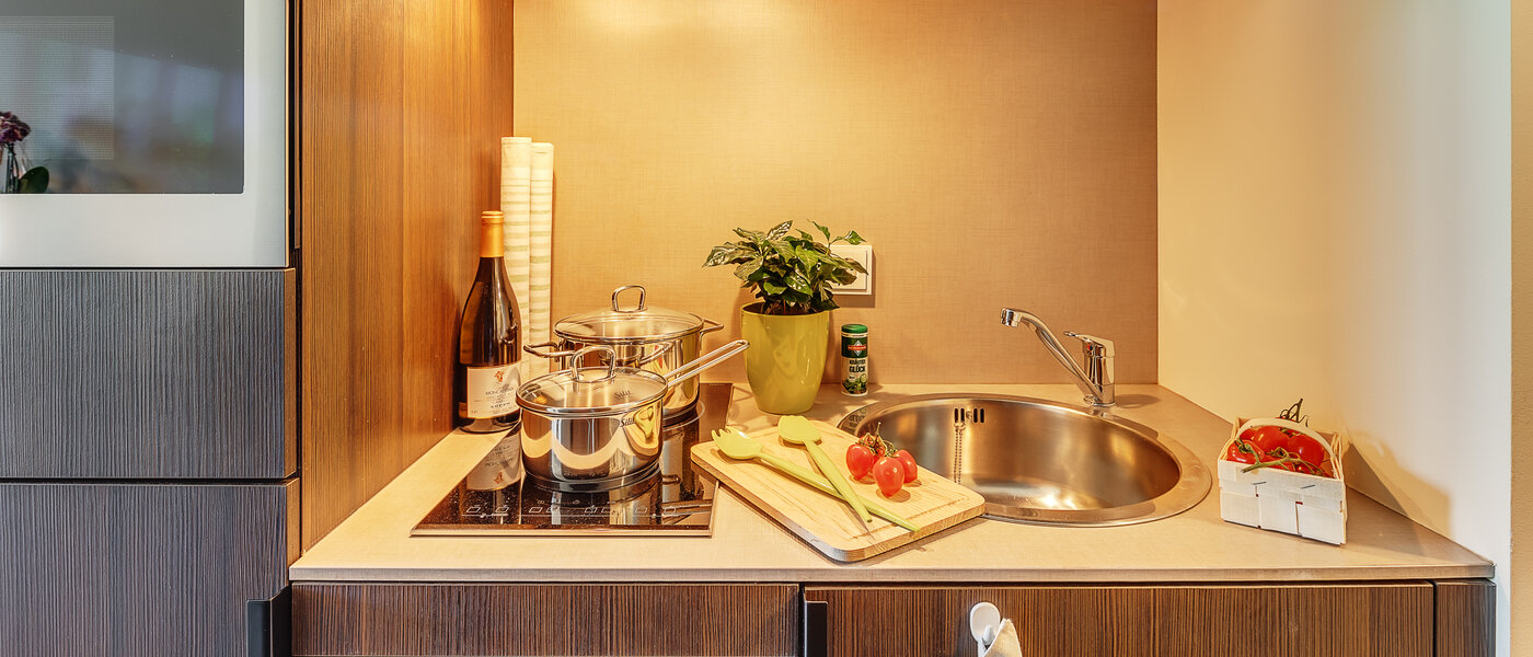 Плосък München Schwabing-West (rund um den Hohenzollernplatz) 01 Кухня 12583