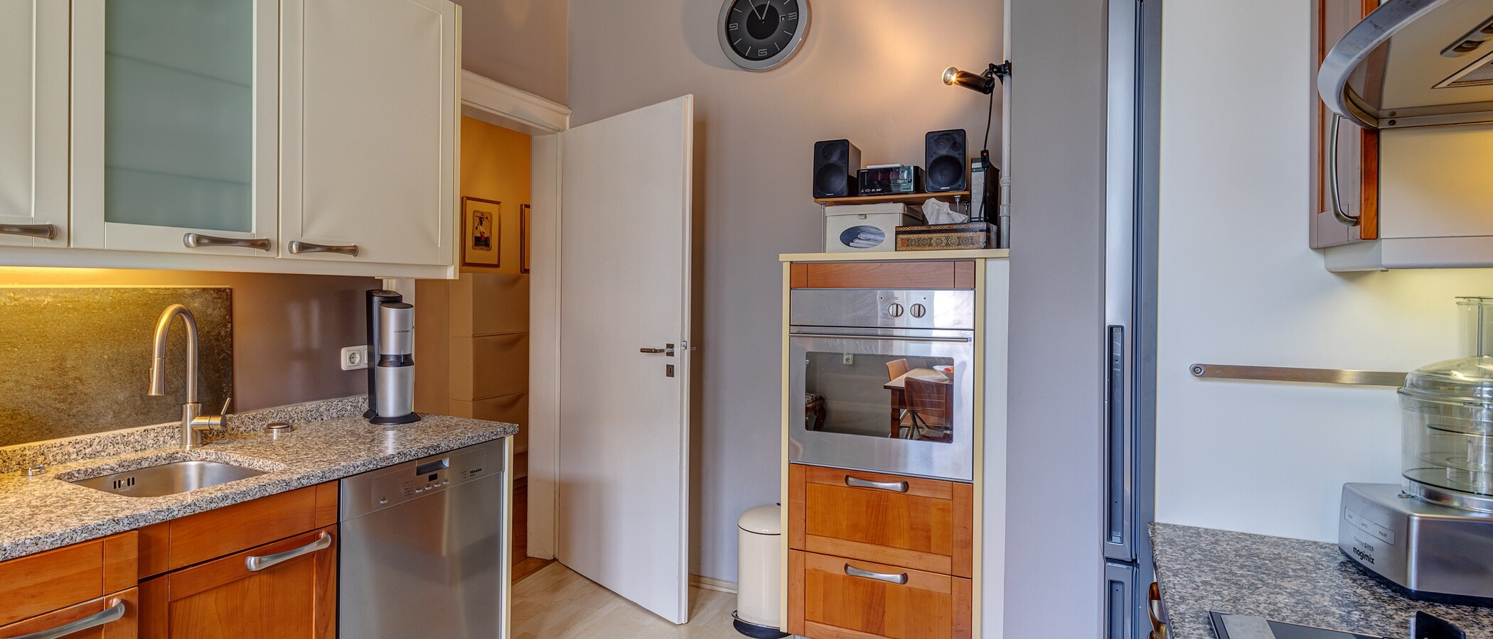 Flad München Schwabing 03 Køkken 12591